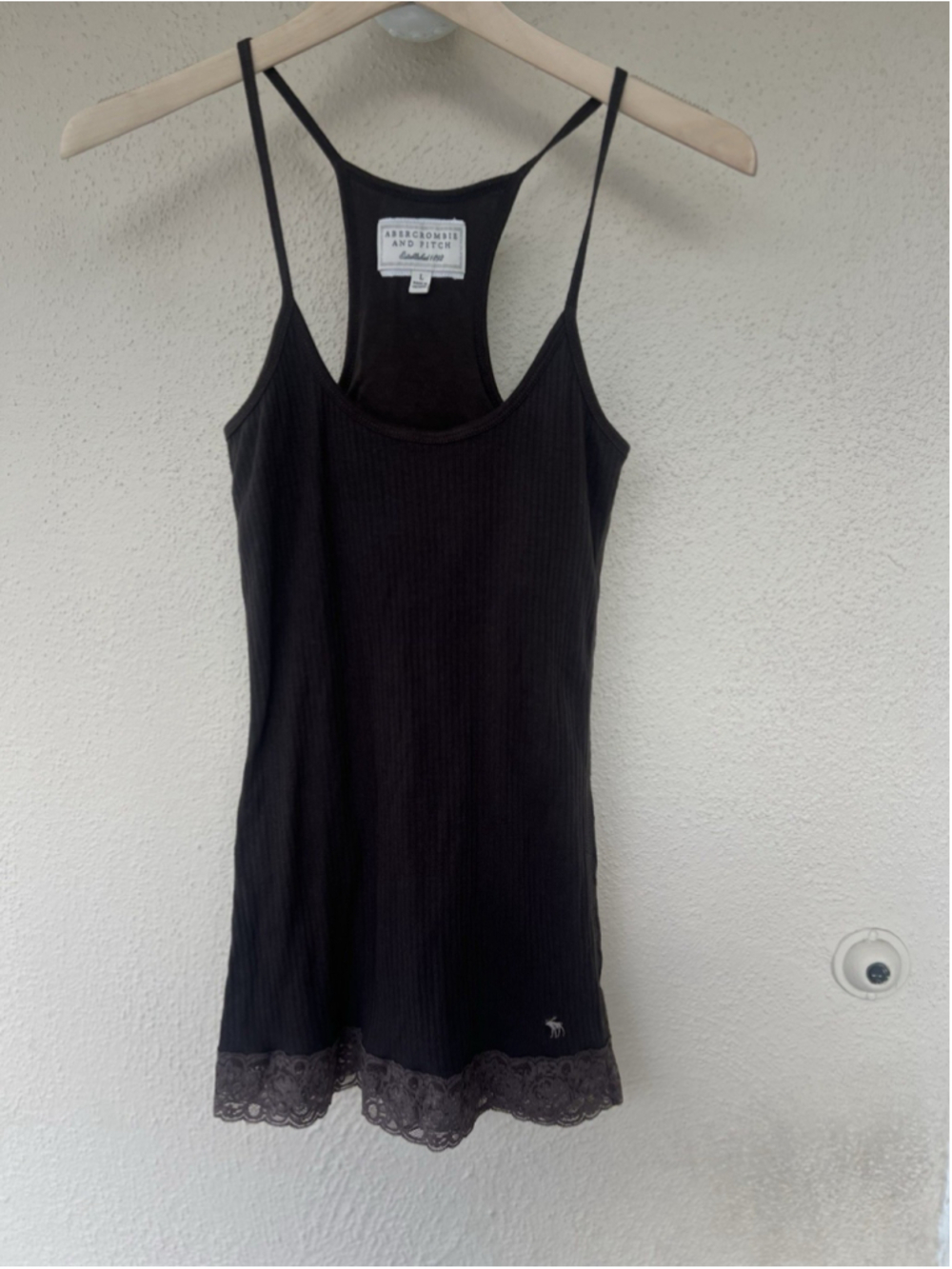 VTG Abercrombie & Fitch Brown Ribbed Lace Hem Racerback Cami Tank Top Small Logo